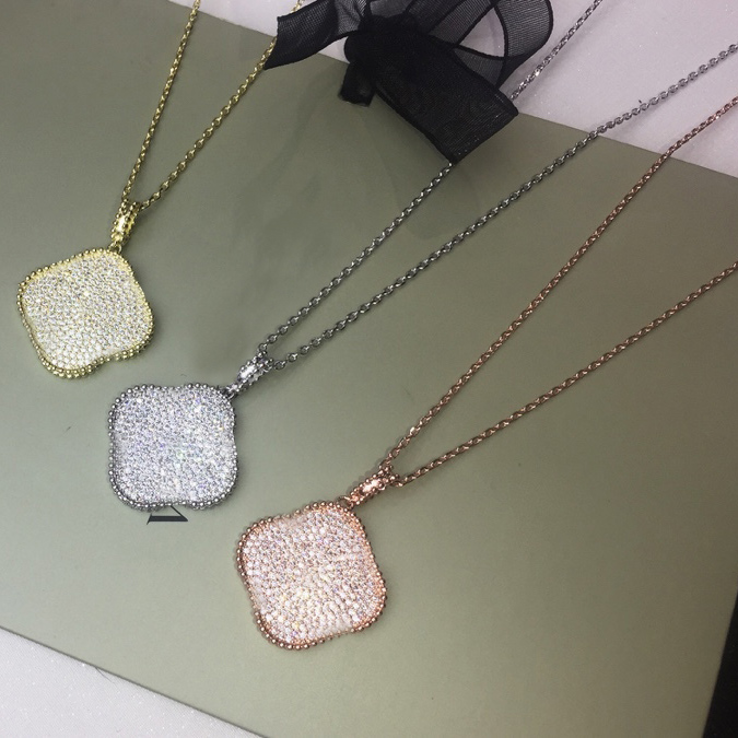 designer necklaces for women fashion Classic four leaf Clover necklaces gold/rose gold/silver necklace luxury pearl necklace Valentines Day gift Christmas
designer necklaces for women fashion Classic four leaf Clover necklaces gold/rose gold/silver necklace luxury pearl necklace Valentines Day gift Christmas