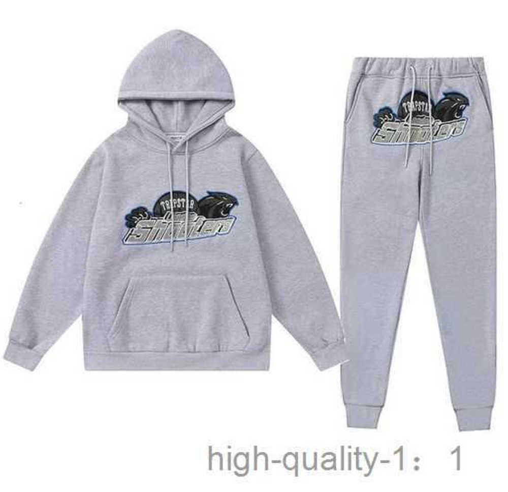 Men' Tracksuits Autumn Trapstar Tracksuit Shooters Printed Men Hoodie Set Oversized Brand Sports Suit Pant Sets 28, Beige
Men' Tracksuits Autumn Trapstar Tracksuit Shooters Printed Men Hoodie Set Oversized Brand Sports Suit Pant Sets 28, Beige