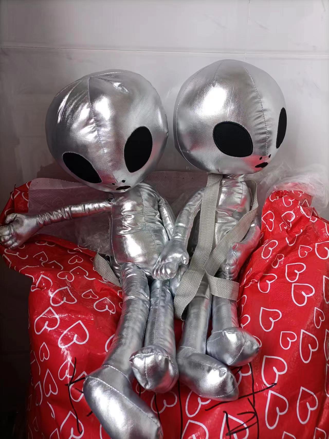 Cool Alien Backpack Holographic Rucksack Plush Stuffed Doll Toys Bag Party Favors for Kids Men Women Silver Gold 3D Pu Leather