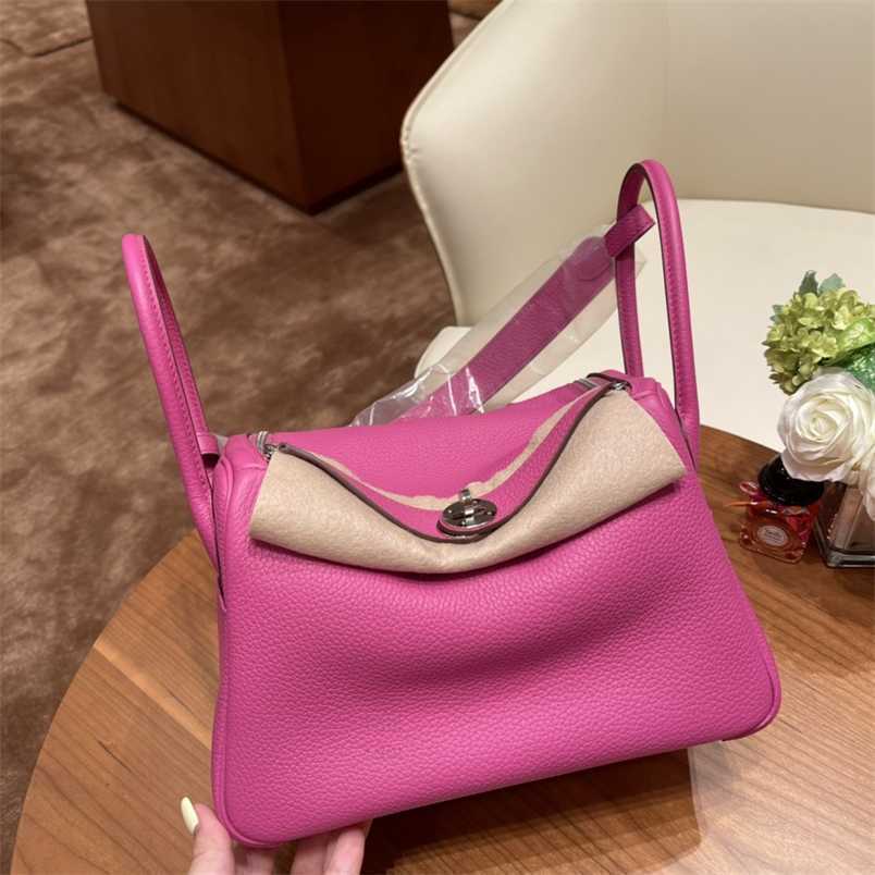 Designer Bags Lindys Handbags All by handHigh quality original cowhide womens 26 doctors large capacity shoulder, Sea anemone purple with l3 rose purple
Designer Bags Lindys Handbags All by handHigh quality original cowhide womens 26 doctors large capacity shoulder, Sea anemone purple with l3 rose purple