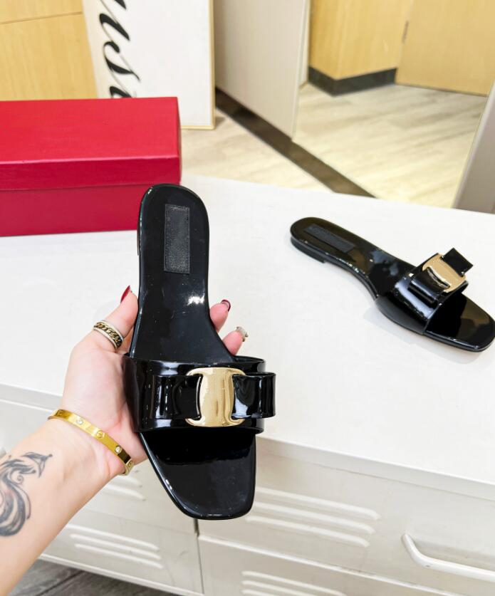 2023 Women's high heels sandals open toe thick heel summer sandals leather designer large size fashion sexy formal wear elegant temperament office sandals, 12.5
2023 Women's high heels sandals open toe thick heel summer sandals leather designer large size fashion sexy formal wear elegant temperament office sandals, 12.5