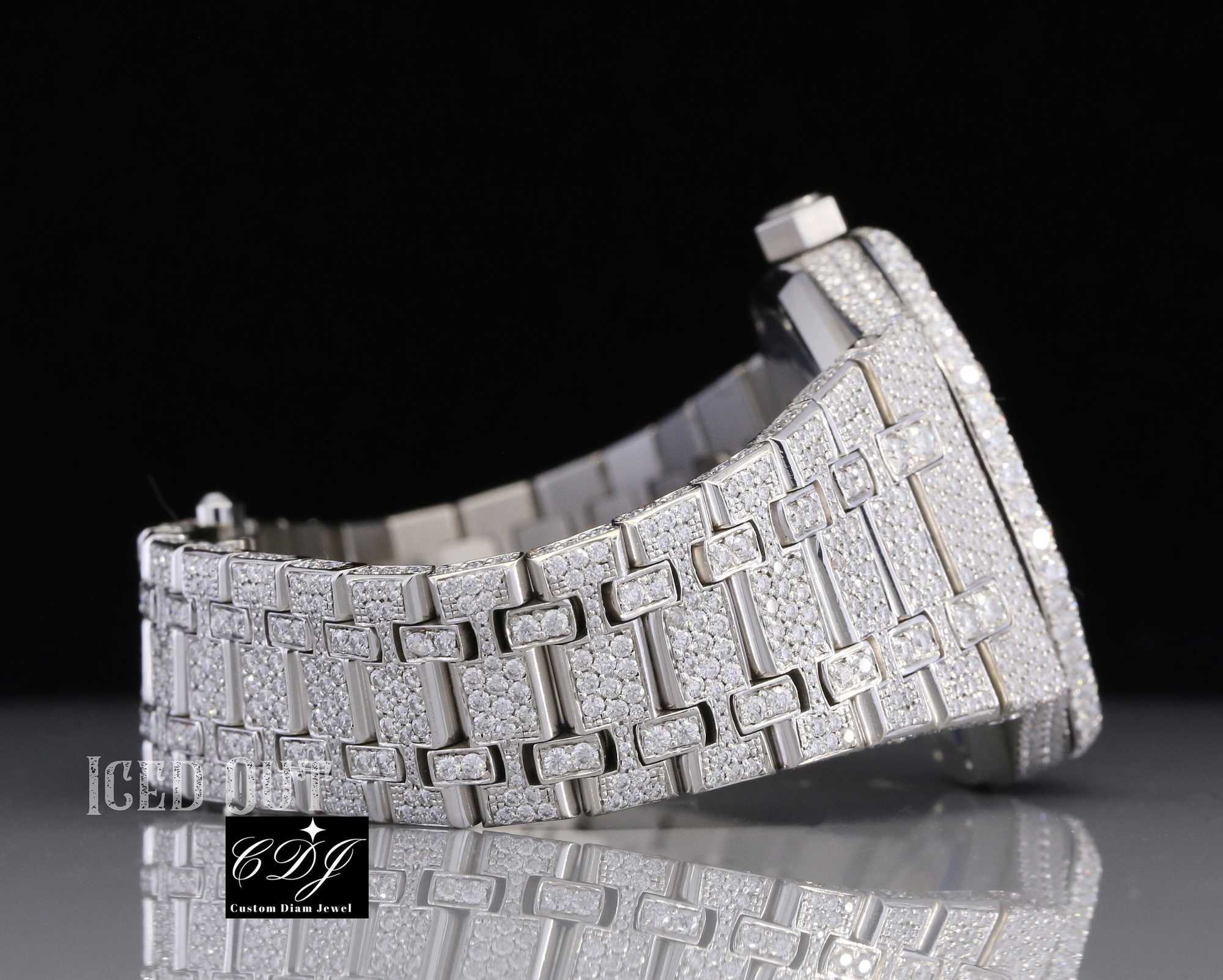 VVS Moissanite Diamond Custom Iced Out Watch Luxury Bust Down Diamond Watch For Men Hip Hop Watch Jewelry CDJ8471D1VJ, White
VVS Moissanite Diamond Custom Iced Out Watch Luxury Bust Down Diamond Watch For Men Hip Hop Watch Jewelry CDJ8471D1VJ, White