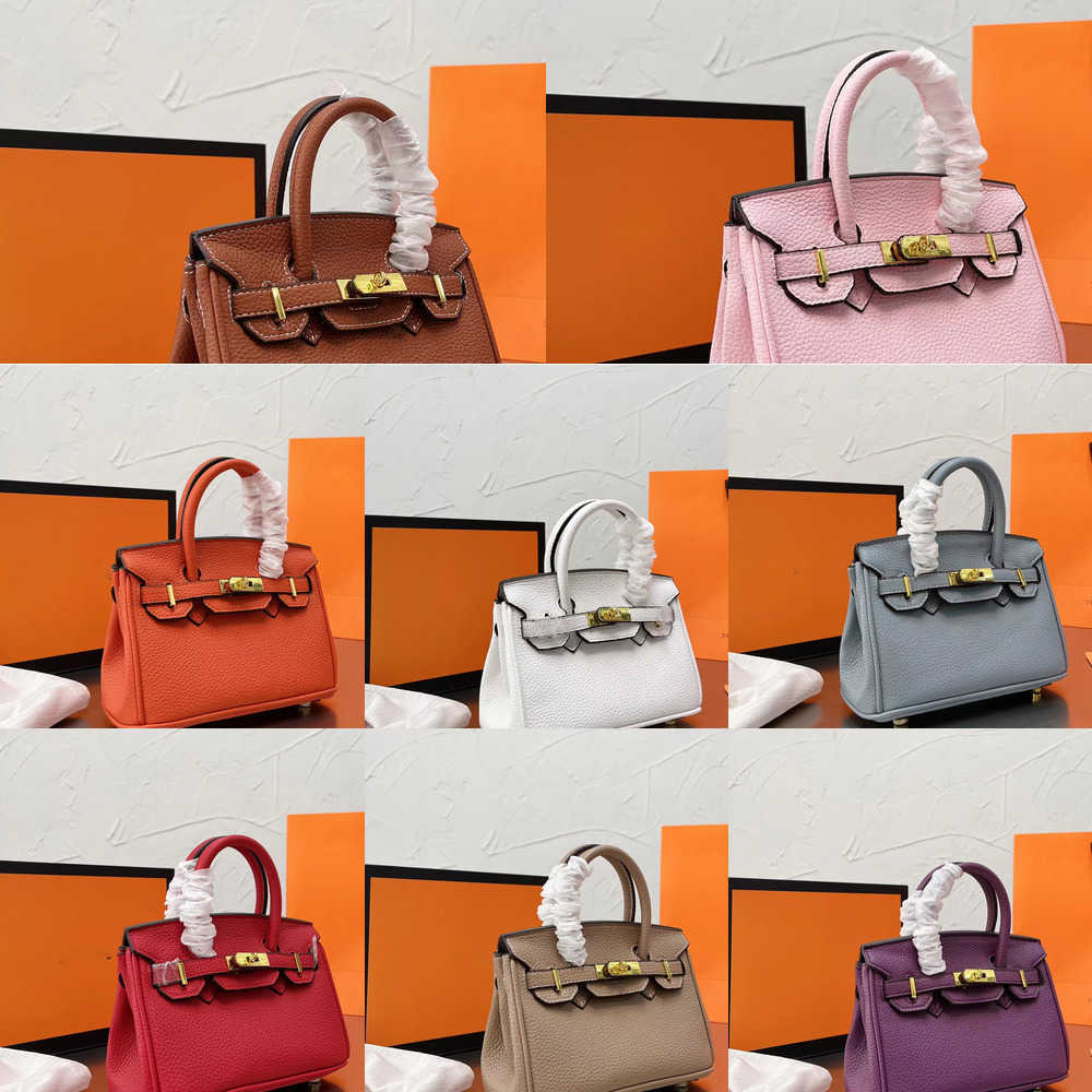 Body bags Cross fashion Totes bags Designer Luxury bags Purse Women Wallet Claic Gold buckle Leather Cute Bag 5ahigh Quality 23SS
Body bags Cross fashion Totes bags Designer Luxury bags Purse Women Wallet Claic Gold buckle Leather Cute Bag 5ahigh Quality 23SS