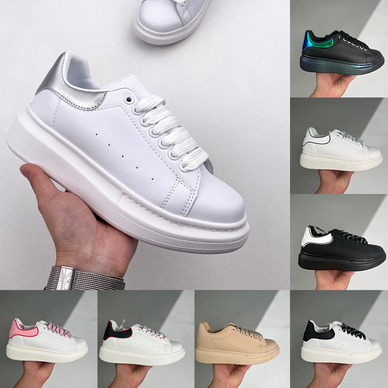 Designer Shoes For Men Women Thick Sole Chunky Plate-forme luxurys Sneakers Flat Leather Black White Red Velet Trainers Platform Ladies Female Shoe
Designer Shoes For Men Women Thick Sole Chunky Plate-forme luxurys Sneakers Flat Leather Black White Red Velet Trainers Platform Ladies Female Shoe