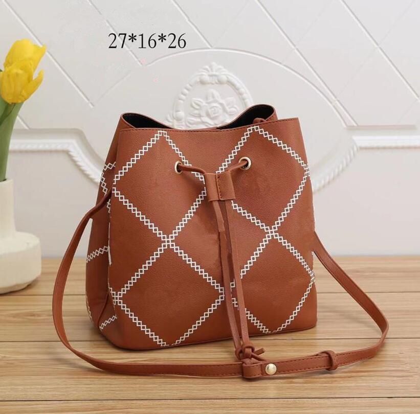 NEONOE MM Bucket Bag Bicolour Monograms Leather Designers Luxury Handbag Womens Drawstring Tote Neo, Customize
NEONOE MM Bucket Bag Bicolour Monograms Leather Designers Luxury Handbag Womens Drawstring Tote Neo, Customize