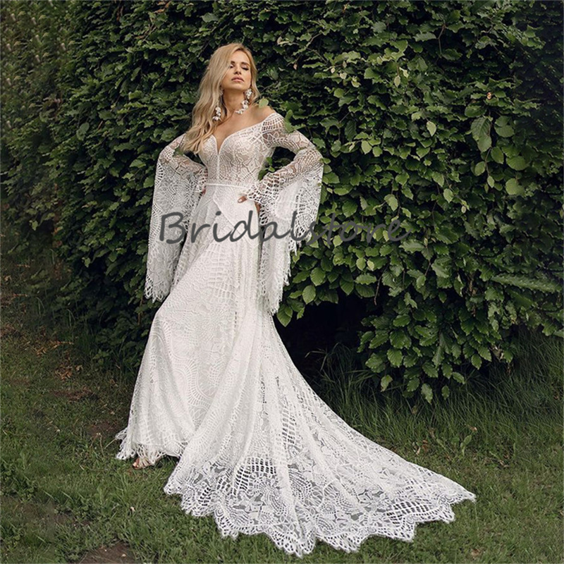 Fairy Bohemian Lace Wedding Dress 2023 Summer Garden Boho Bride Dresses Flare Long Sleeve Sexy Backless Crochet Bridal Gown Chic vestido de noiva robe