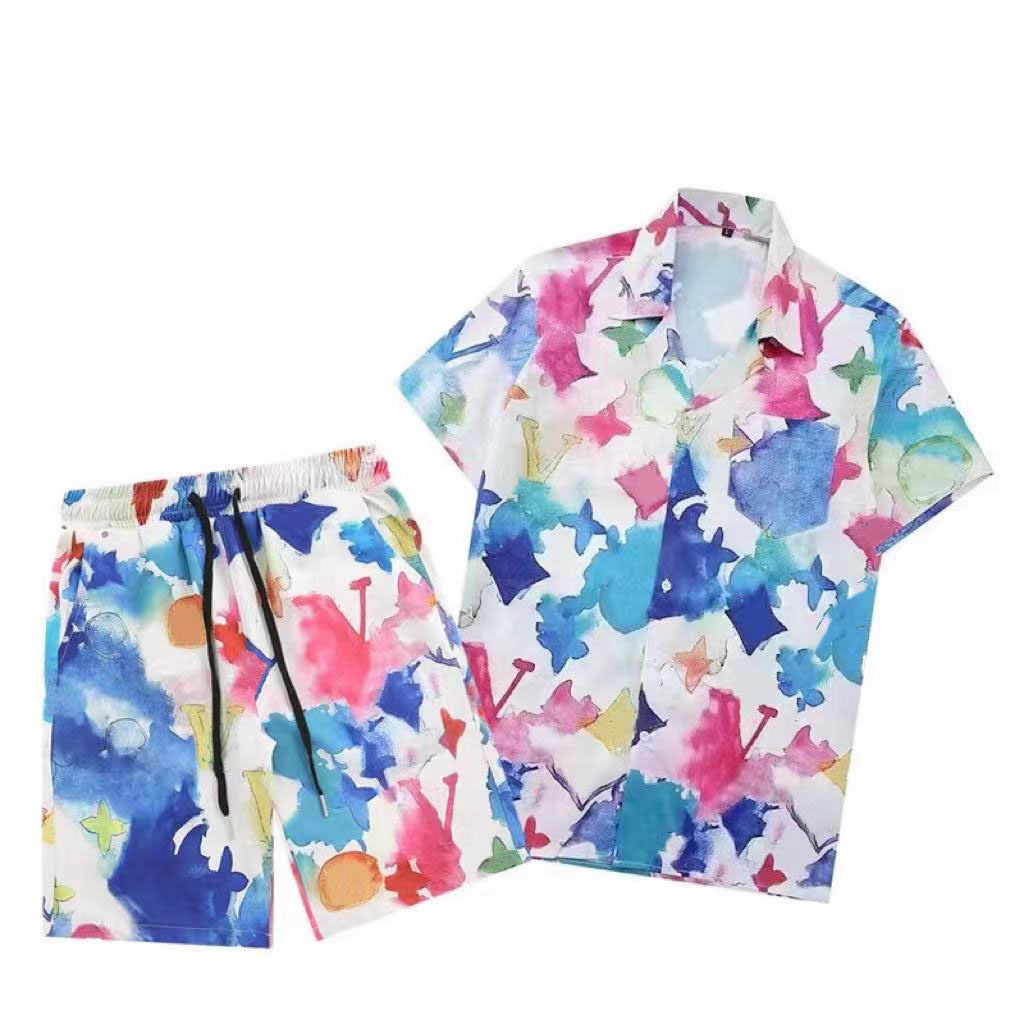 Beach Designers Tracksuits Summer Suits Mens Fashion T Shirt Seaside Holiday Shirts Shorts Sets Man Luxury Set Outfits Sportswears JNB6
Beach Designers Tracksuits Summer Suits Mens Fashion T Shirt Seaside Holiday Shirts Shorts Sets Man Luxury Set Outfits Sportswears JNB6