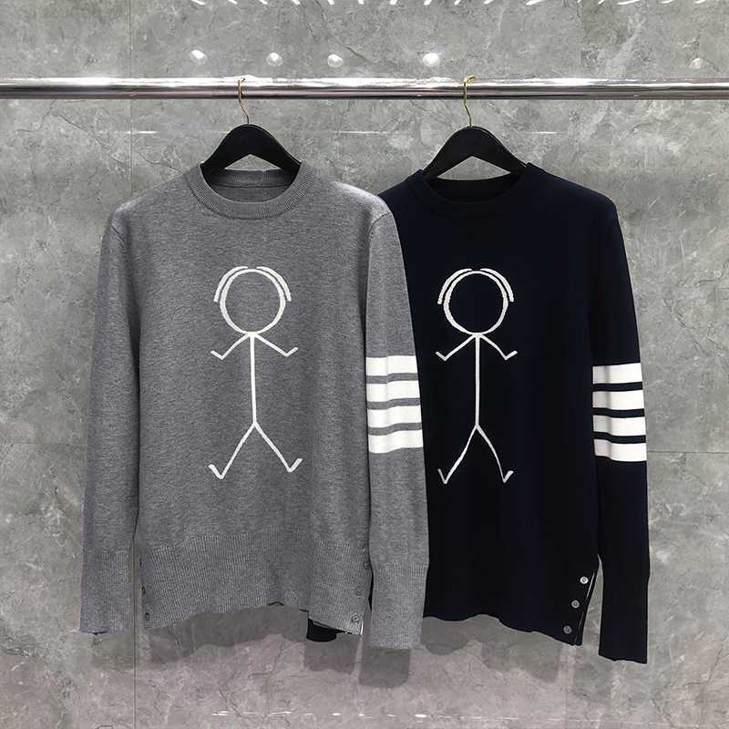 Luxury High Quality Hoodies Thoms Brownns Tb Men's Round Neck Brand Sweater Tights Striped Wool Casual Style Autumn and Winter Series 23ss, Grey
Luxury High Quality Hoodies Thoms Brownns Tb Men's Round Neck Brand Sweater Tights Striped Wool Casual Style Autumn and Winter Series 23ss, Grey