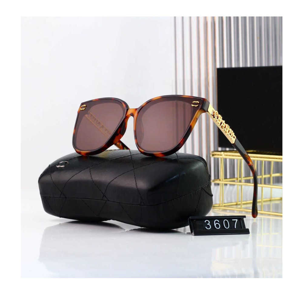 Designer Brand Luxury Channel Sunglasses Trendy Women's Sunscreen Temperament Polarized Proof Strong Light Glasses Holiday Holiday Sunglass
Designer Brand Luxury Channel Sunglasses Trendy Women's Sunscreen Temperament Polarized Proof Strong Light Glasses Holiday Holiday Sunglass