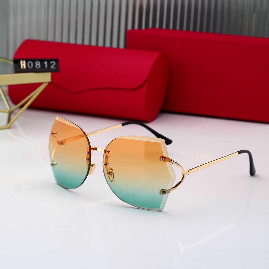 Men And Women Fashion Designer Sunglasses Locs Sunglasses Rimless Design Brand Sunglasses Polarized Eye Protection Outdoor Riding Classic Beach
Men And Women Fashion Designer Sunglasses Locs Sunglasses Rimless Design Brand Sunglasses Polarized Eye Protection Outdoor Riding Classic Beach