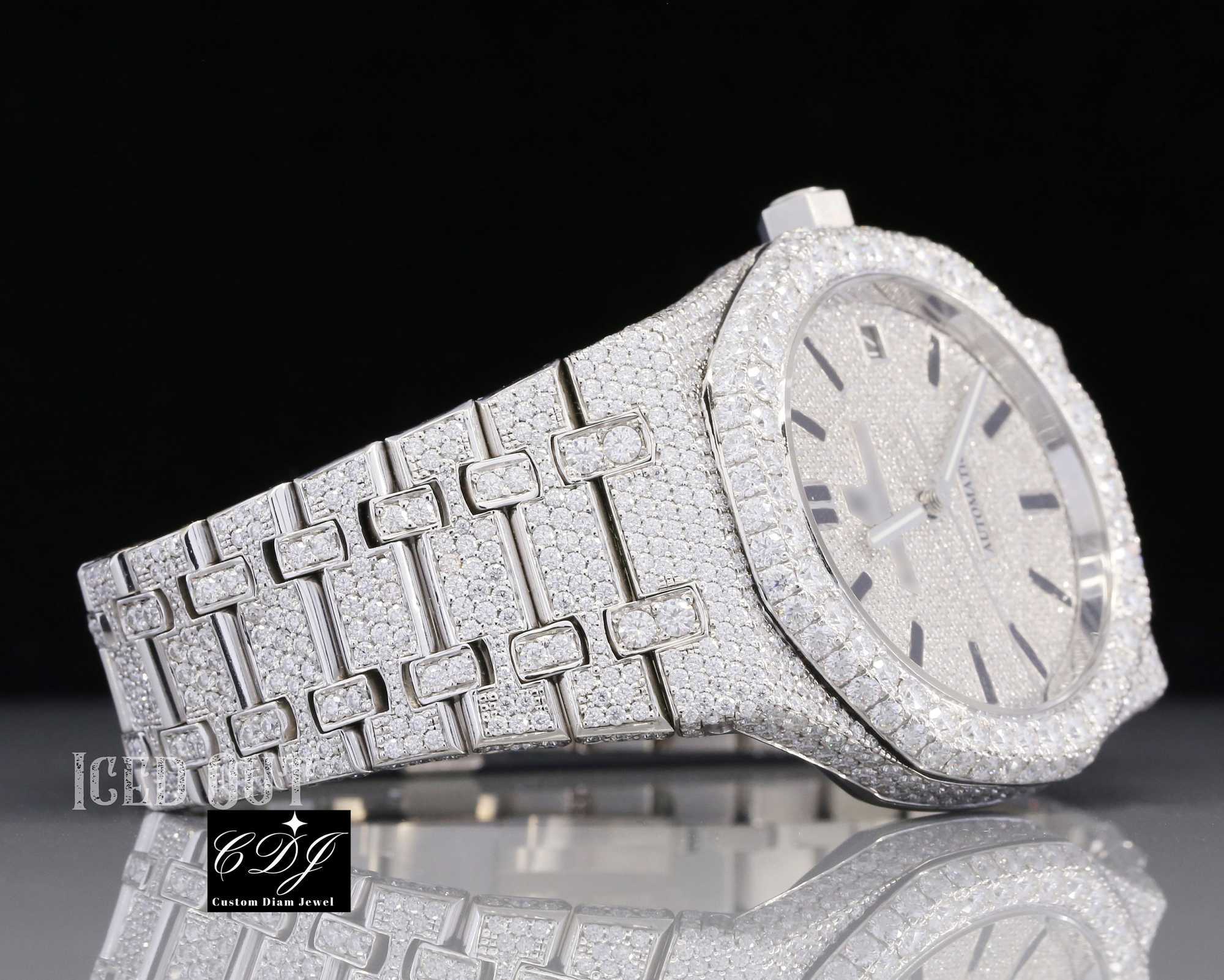 VVS Moissanite Diamond Custom Iced Out Watch Luxury Bust Down Diamond Watch For Men Hip Hop Watch Jewelry CDJ84716KMT
VVS Moissanite Diamond Custom Iced Out Watch Luxury Bust Down Diamond Watch For Men Hip Hop Watch Jewelry CDJ84716KMT