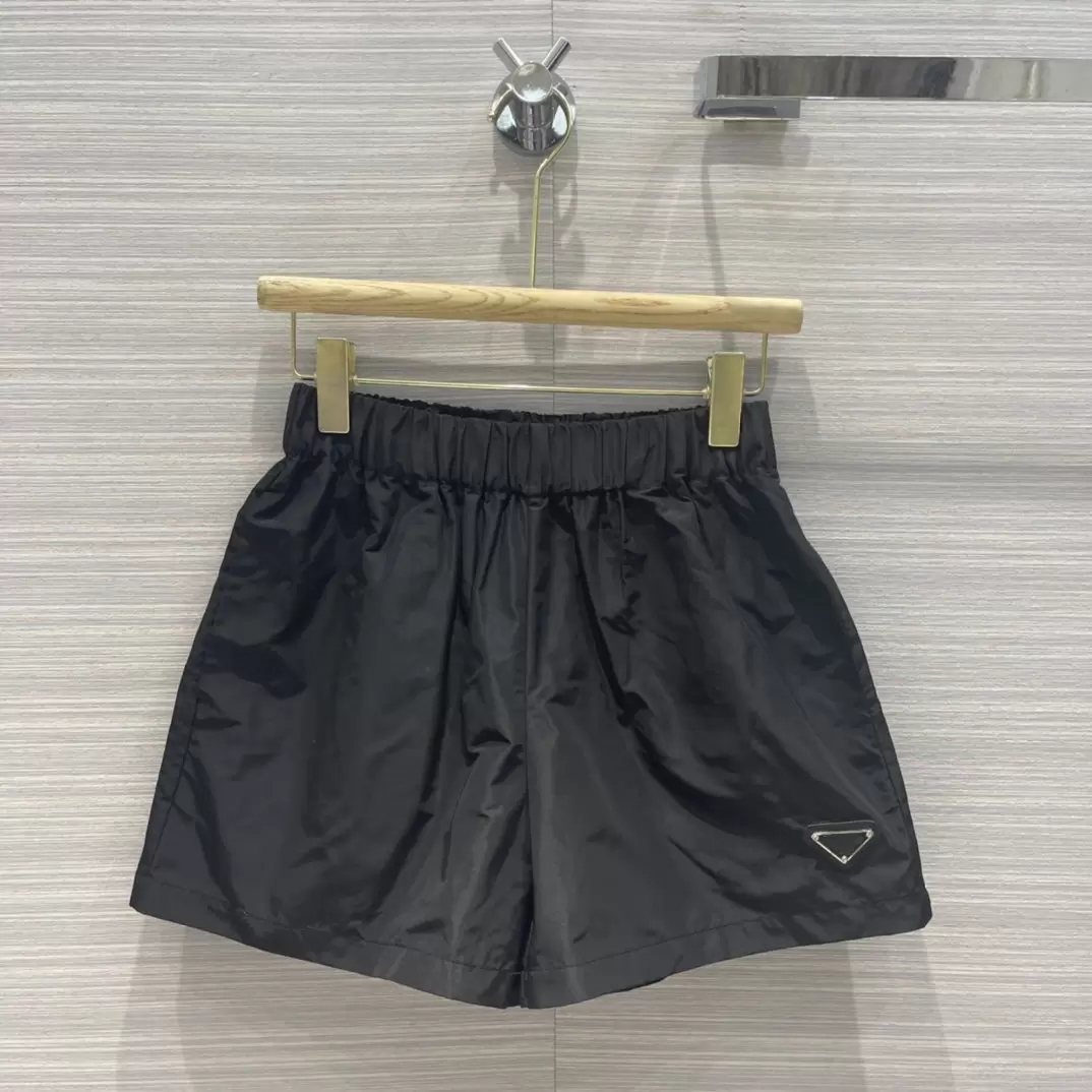 Summer Women' Shorts Men shorts Men' designerShorts Swimwear Beach Swim Trunks Swimming Swimsuits Mens Designer Printing Casual Running Sports Short Pants size, Black
Summer Women' Shorts Men shorts Men' designerShorts Swimwear Beach Swim Trunks Swimming Swimsuits Mens Designer Printing Casual Running Sports Short Pants size, Black