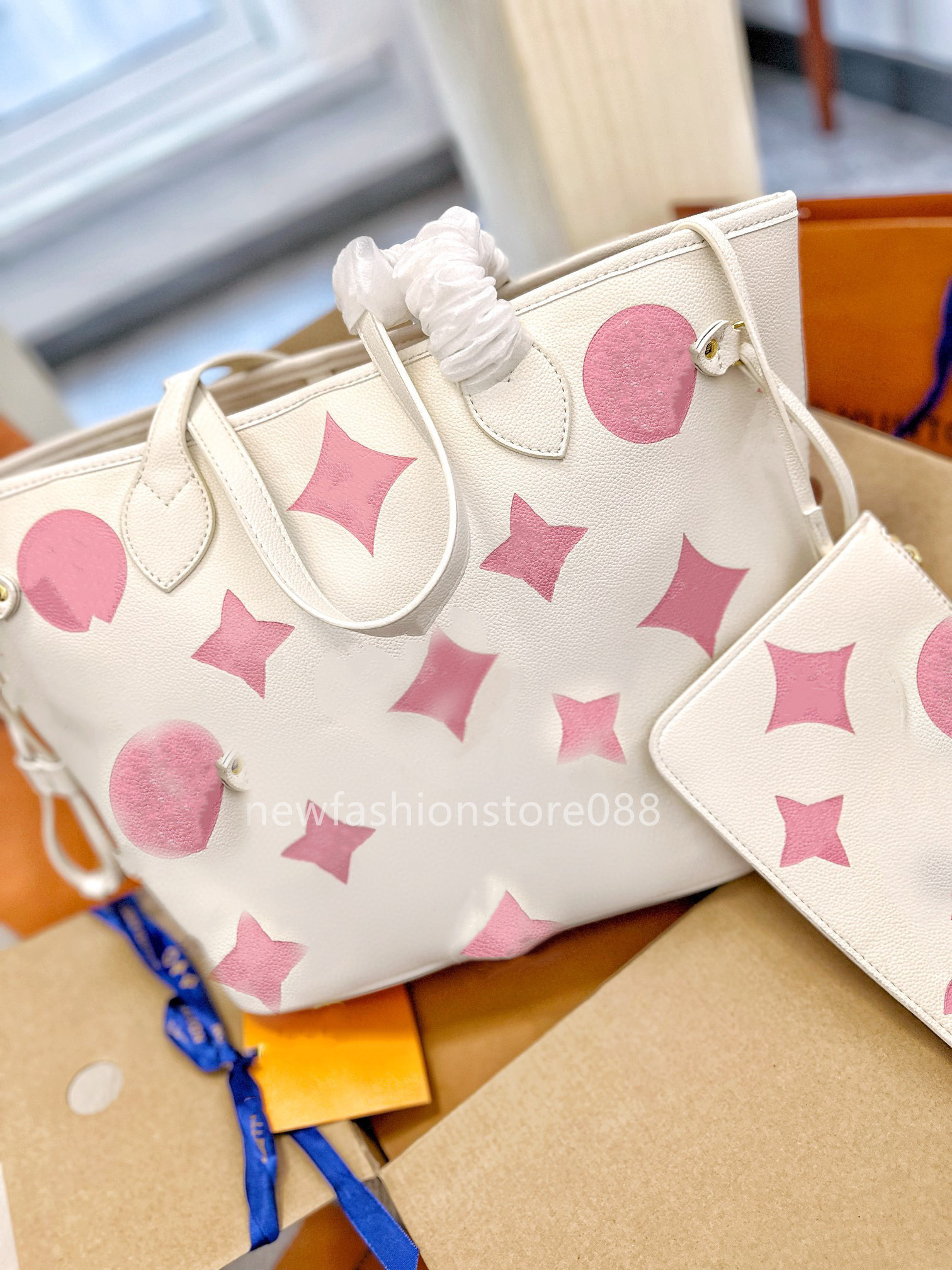 Designer Fashion Totes Neverfull MM GM Womens Embossed Neverfulls Shopping Bags Classic Full Handbags Leather Never Luxury Tote Handbag Bag Fulls, Pink
Designer Fashion Totes Neverfull MM GM Womens Embossed Neverfulls Shopping Bags Classic Full Handbags Leather Never Luxury Tote Handbag Bag Fulls, Pink