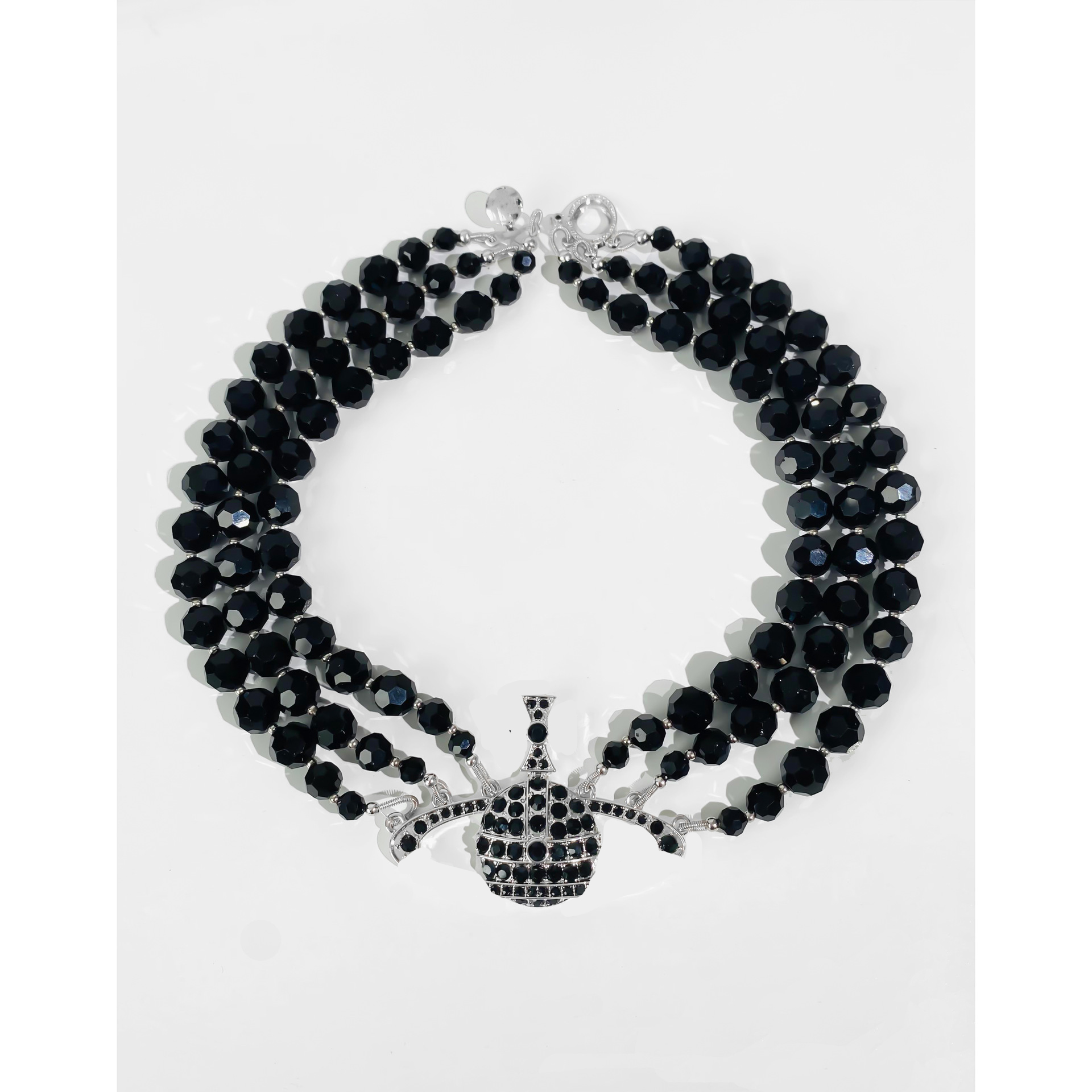 Pendant Necklaces Western Black beadnecklace Europe and America luxury pearls vivi Luxury necklace Ladies Party bijoux cjewelers original packaging
Pendant Necklaces Western Black beadnecklace Europe and America luxury pearls vivi Luxury necklace Ladies Party bijoux cjewelers original packaging