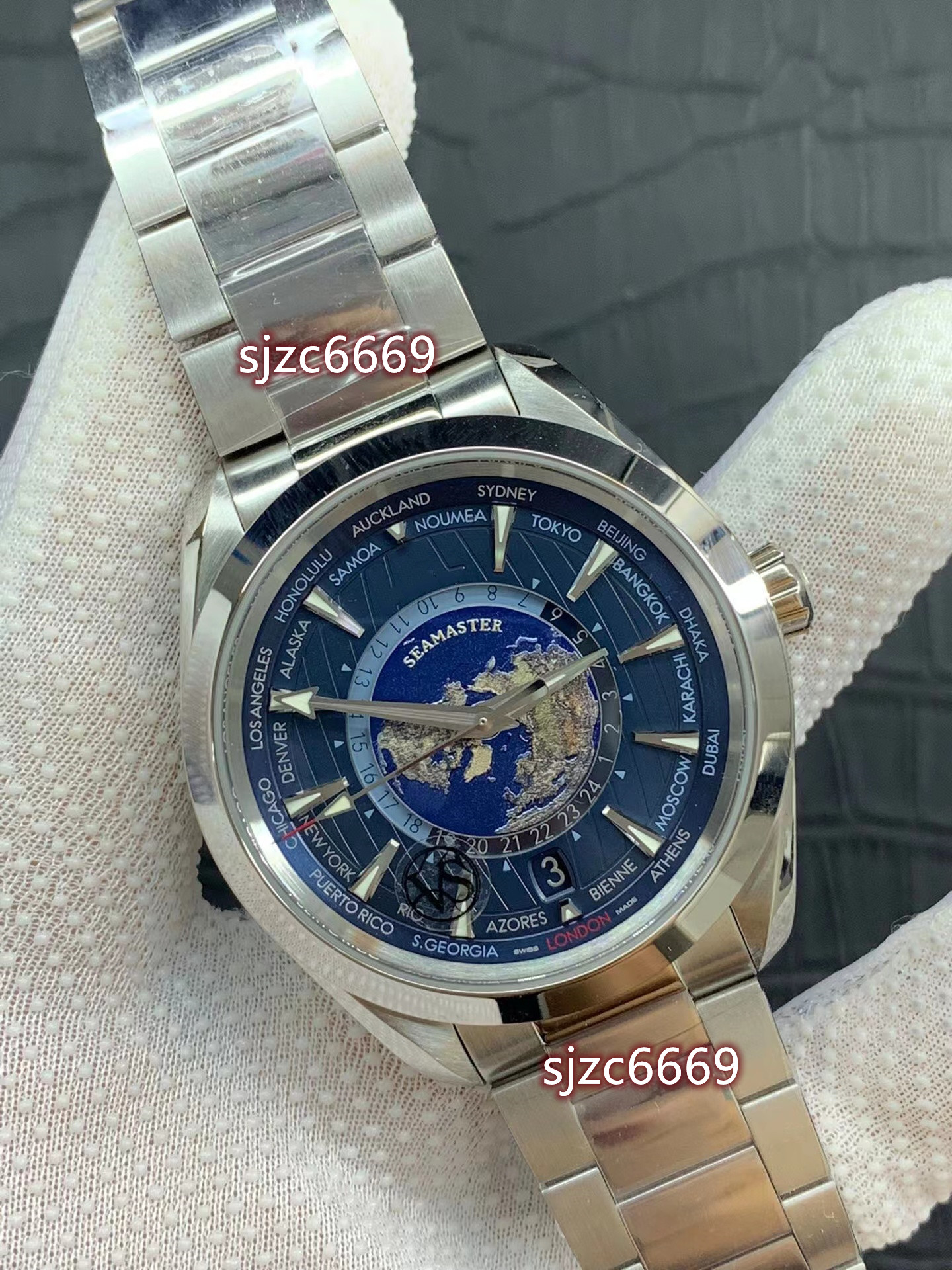 VS sports watch size 43 mm equipped with 8938 integrated mechanical sapphire glass mirror with waterproof function, As shown
VS sports watch size 43 mm equipped with 8938 integrated mechanical sapphire glass mirror with waterproof function, As shown
