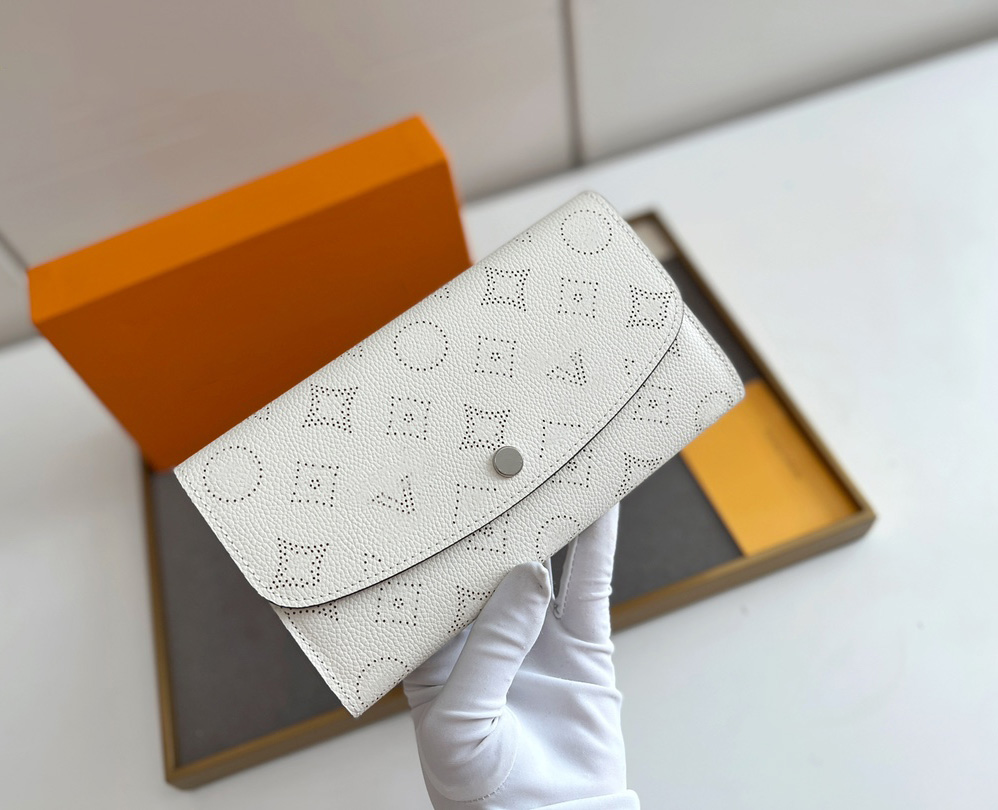 Fashion designer wallets luxury Taurillon long purses men women slim clutch Highs quality flower letter Capucines coin card holders with original box dust bag, 60145#monogrames(hollow out)
Fashion designer wallets luxury Taurillon long purses men women slim clutch Highs quality flower letter Capucines coin card holders with original box dust bag, 60145#monogrames(hollow out)