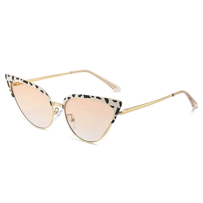 Fashionable Cat Eye Sunglasses For Men And Women Ocean Color Ladies Eyeglasses Summer Touring Outdoor Sun Glasses
Fashionable Cat Eye Sunglasses For Men And Women Ocean Color Ladies Eyeglasses Summer Touring Outdoor Sun Glasses