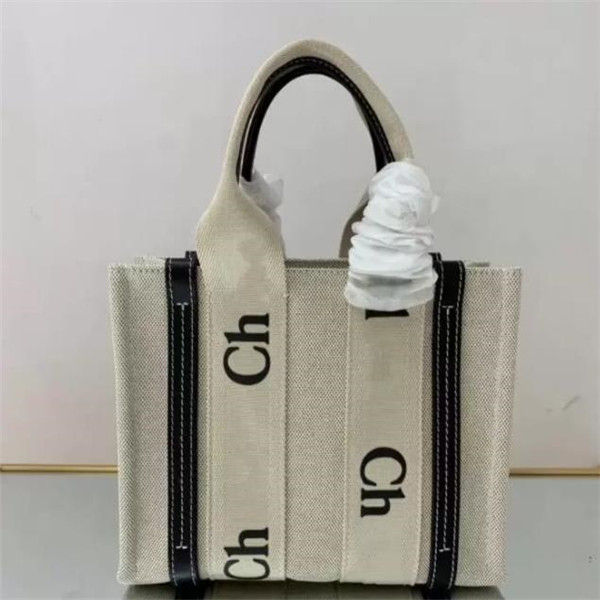 Hot sell home big shopping bag man women large capacity beach canvas bag leisure choles handbag shoulder bags with initial tag card, Brown
Hot sell home big shopping bag man women large capacity beach canvas bag leisure choles handbag shoulder bags with initial tag card, Brown
