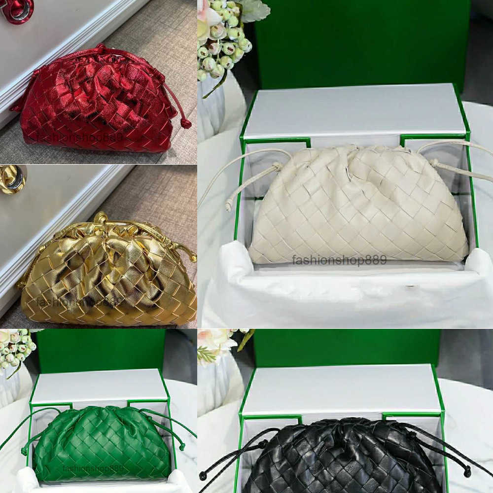 Bags Clutch Designers Women Luxurys Hangbags Lady Classic Large Brown dumpling Purses Business POUCH Cloud Fashion Bag Woven leather bag Bright color
Bags Clutch Designers Women Luxurys Hangbags Lady Classic Large Brown dumpling Purses Business POUCH Cloud Fashion Bag Woven leather bag Bright color