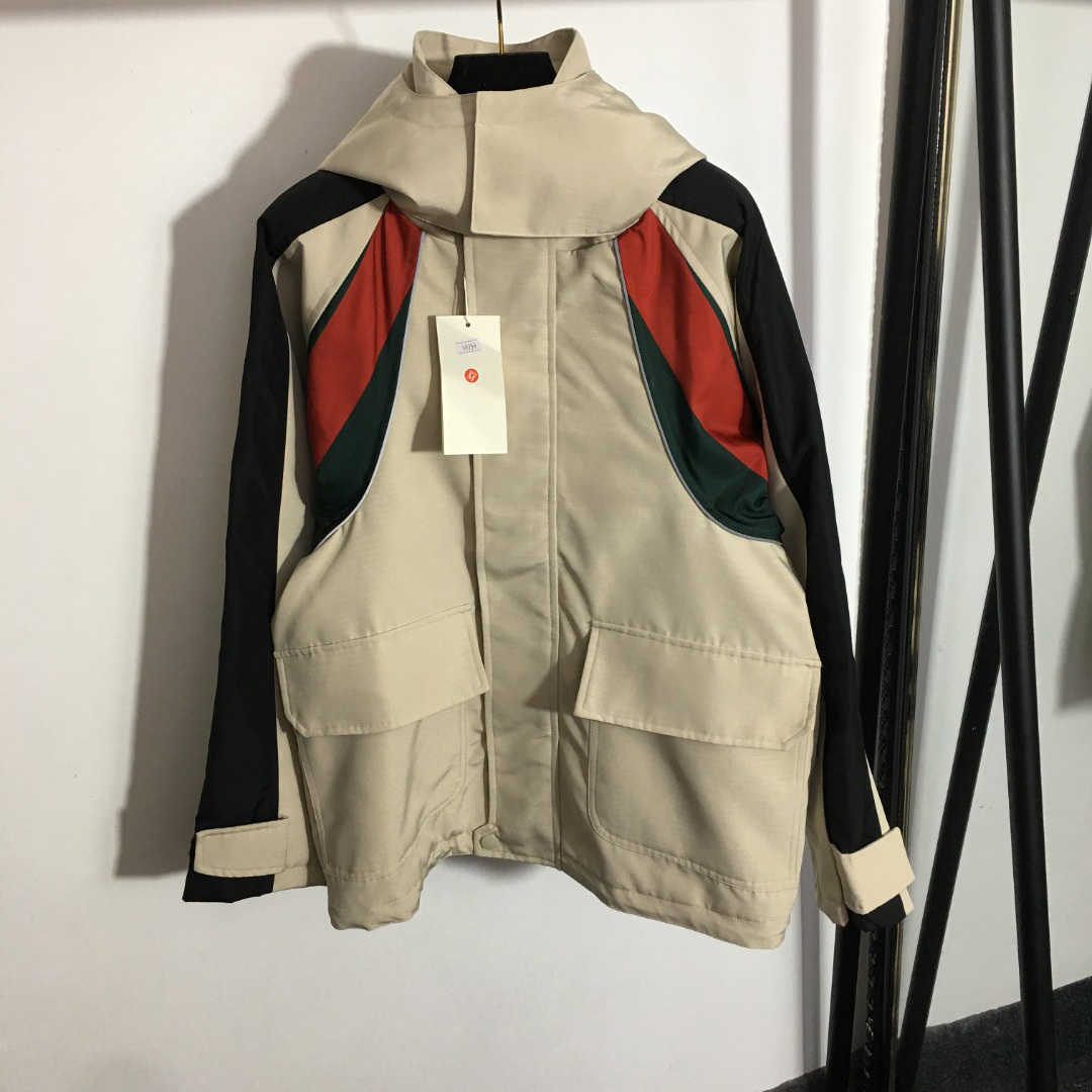 23ss designer Women brand jackets Velcro design Matching color striped long-sleeved hooded cotton jacket coat fashion womens Clothes
23ss designer Women brand jackets Velcro design Matching color striped long-sleeved hooded cotton jacket coat fashion womens Clothes