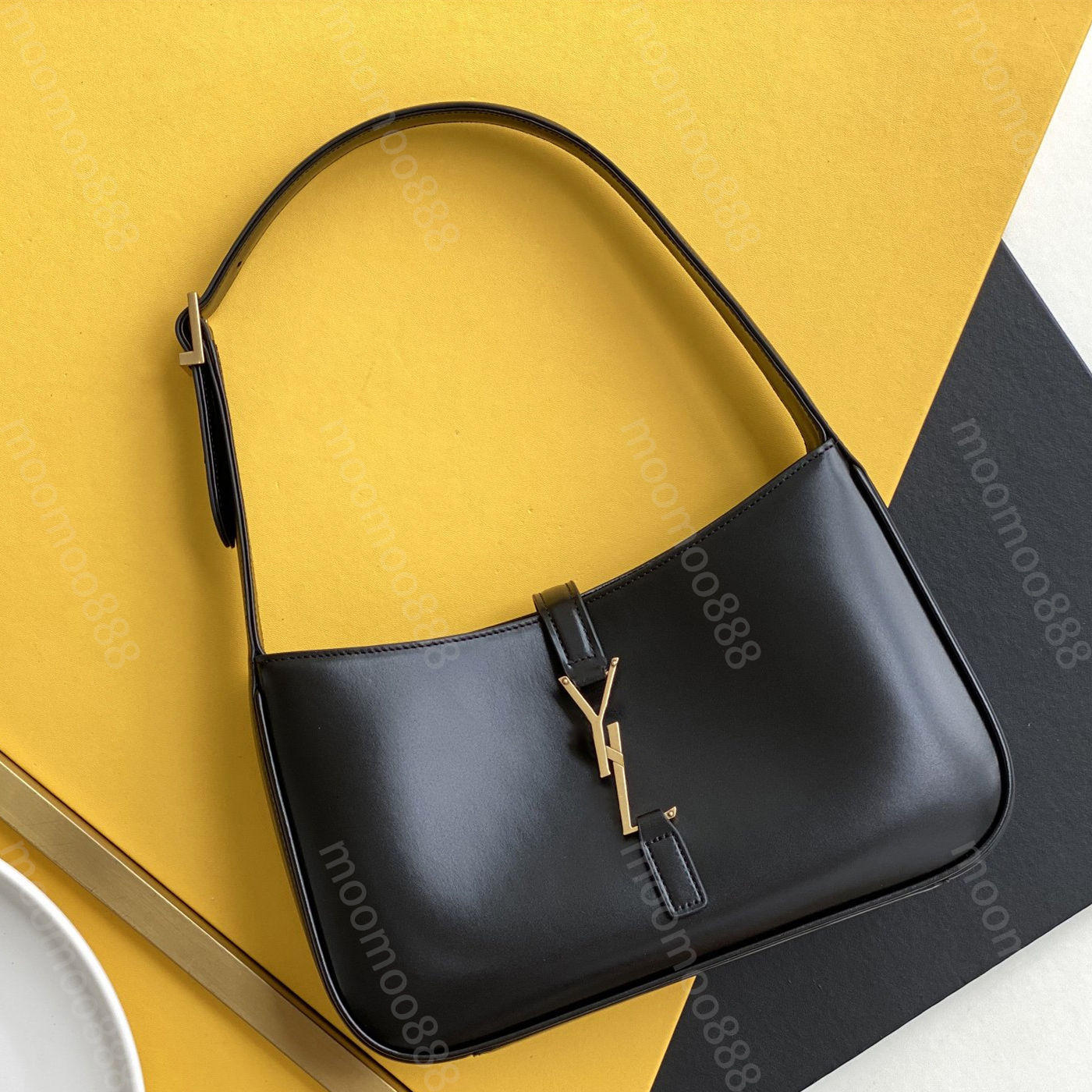 10A Top Tier Mirror Quality Le5A7 Hobo Bag 23cm Womens Real Leather Calfskin Purse Luxury Designers Smooth Leather Black Shoulder Box Bags With Gold Hardware, Carton
10A Top Tier Mirror Quality Le5A7 Hobo Bag 23cm Womens Real Leather Calfskin Purse Luxury Designers Smooth Leather Black Shoulder Box Bags With Gold Hardware, Carton