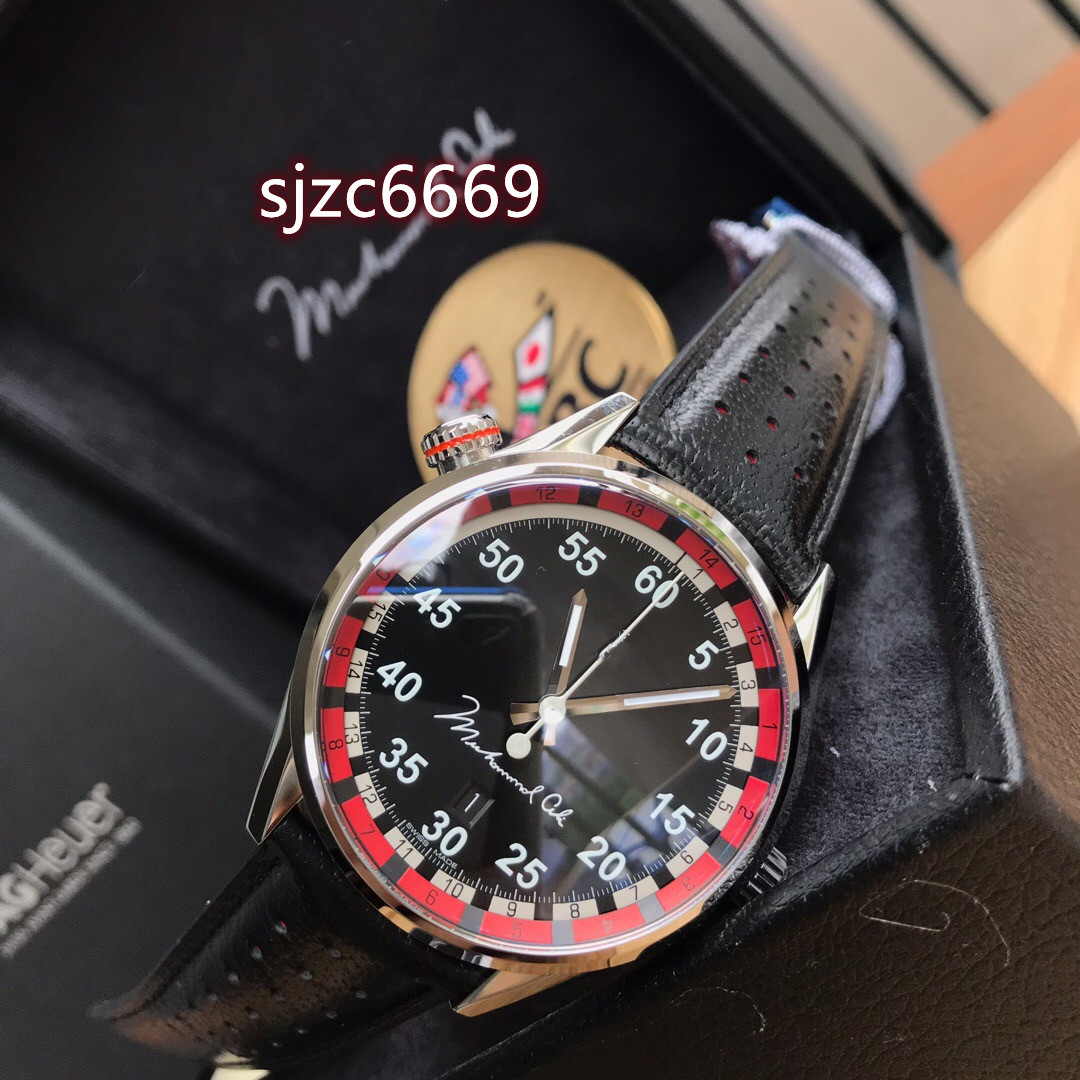 Limited edition watch diameter 43 mm with Swiss SW200 mechanical movement provides 38 hours of power storage sapphire mirror calfskin punched belt, As shown
Limited edition watch diameter 43 mm with Swiss SW200 mechanical movement provides 38 hours of power storage sapphire mirror calfskin punched belt, As shown