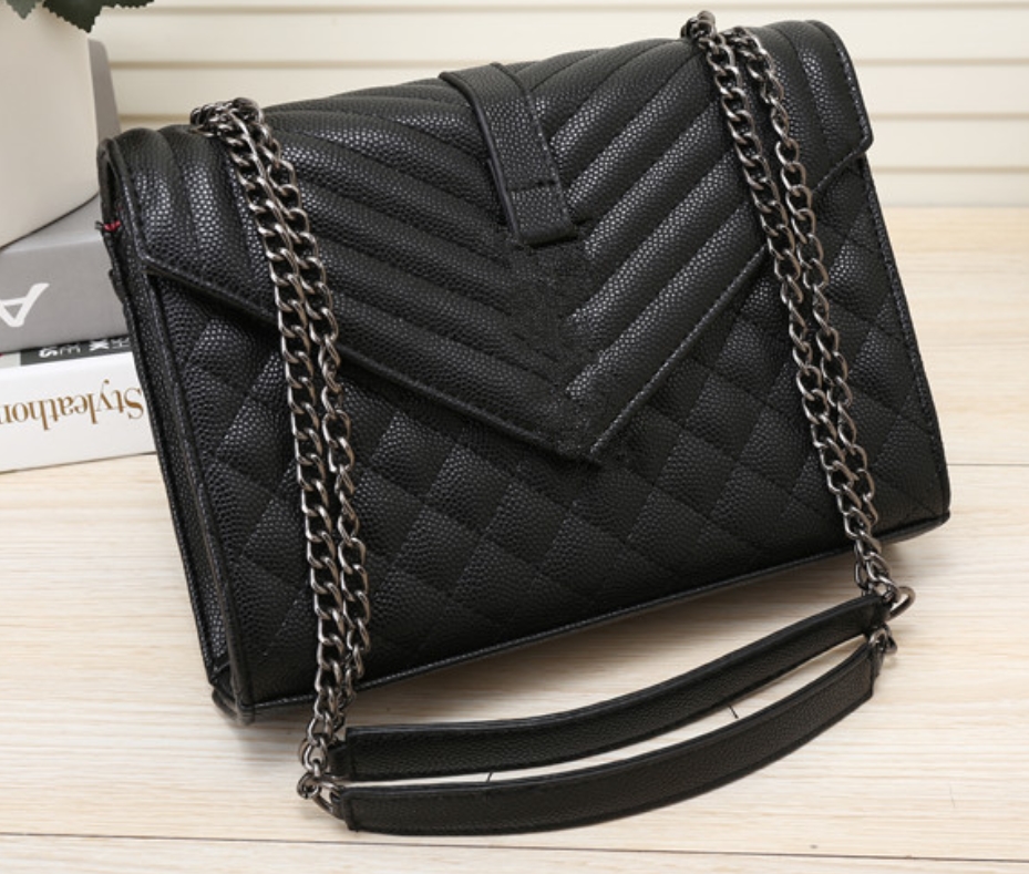 designer Leather handbag Fashion Bags casual Cross Body bag Y Letter Chains Shoulder bag 6 color size:24cm*18cm, White
designer Leather handbag Fashion Bags casual Cross Body bag Y Letter Chains Shoulder bag 6 color size:24cm*18cm, White