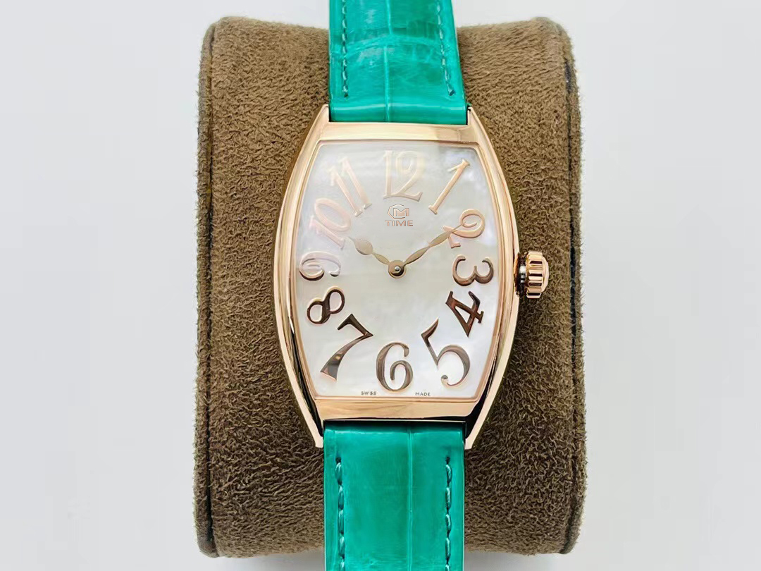 Watch fashion women's barrel shape appearance more fit wrist diamond inlay elegant waterproof design, Colour11
Watch fashion women's barrel shape appearance more fit wrist diamond inlay elegant waterproof design, Colour11