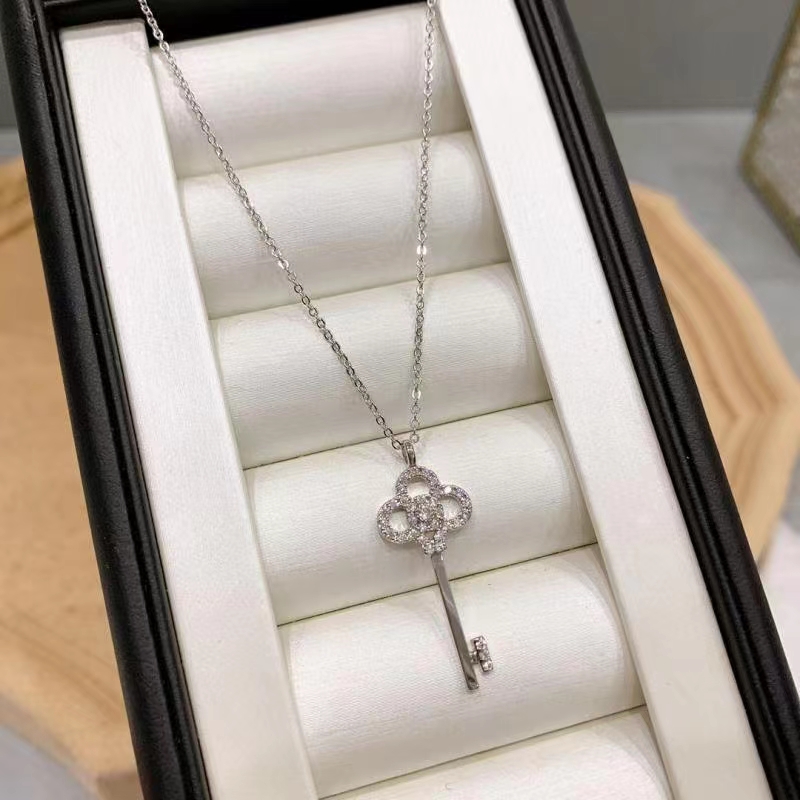 Luxury Jewelry Lady tiffany Necklace Golden Lock Pendant Design Necklace Snowflake Key Full Diamond Necklace Earring Bracelet Set
Luxury Jewelry Lady tiffany Necklace Golden Lock Pendant Design Necklace Snowflake Key Full Diamond Necklace Earring Bracelet Set