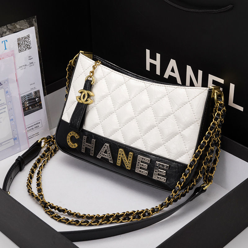 10A Top Women Shoulder Bag Flap Bag Vintage Classic With Logo Large Capacity Chain Bag Designers Luxurys Womens Cross Body
10A Top Women Shoulder Bag Flap Bag Vintage Classic With Logo Large Capacity Chain Bag Designers Luxurys Womens Cross Body