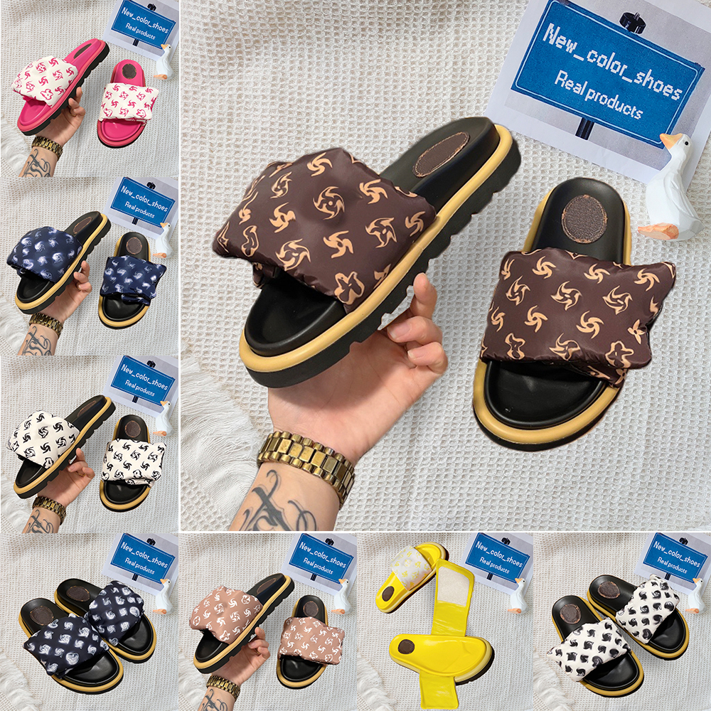LUXURY L Designer Men Women Slippers Sandals Embossed Printing Pool Pillow Hook & Loop Mule Summer Flat Heel Scuff Slides Flip Flops Beach Sandals Size 35-45
LUXURY L Designer Men Women Slippers Sandals Embossed Printing Pool Pillow Hook & Loop Mule Summer Flat Heel Scuff Slides Flip Flops Beach Sandals Size 35-45