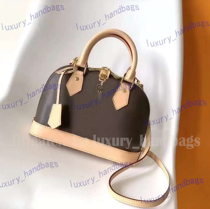 Fashion Shell bag high quality luxury designer bags Original material Shoulder Bag women fashion satchel leather presbyopic package lady messenger bags, Letter flower
Fashion Shell bag high quality luxury designer bags Original material Shoulder Bag women fashion satchel leather presbyopic package lady messenger bags, Letter flower