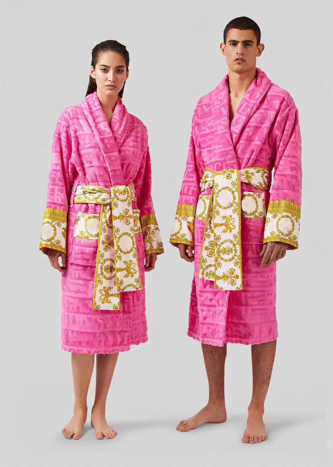 Mens Plus Size Outerwear Coats Velvet Bathrobe Robe Designers Bathrobe Baroque Fashion Pajamas Mens Women Letter Jacquard Printing, Red
Mens Plus Size Outerwear Coats Velvet Bathrobe Robe Designers Bathrobe Baroque Fashion Pajamas Mens Women Letter Jacquard Printing, Red