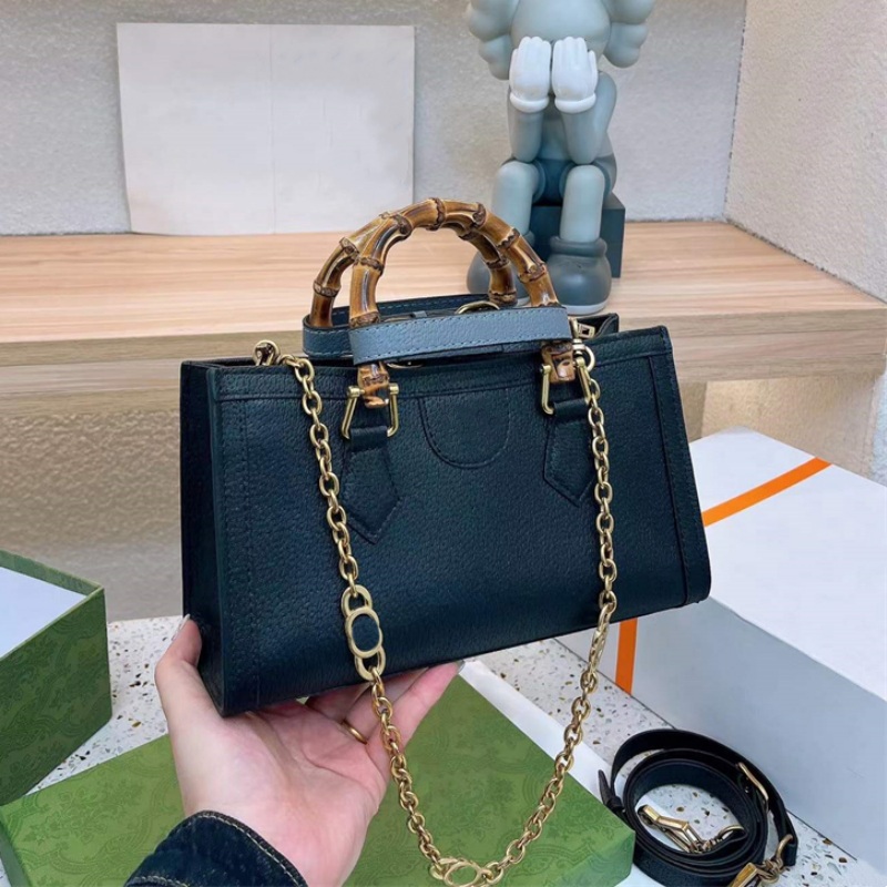 Woman Bamboo Bags Handbags bamboos designer bag handbag crossbody shoulder tote bag Gold Letter Chain small totes purse Leather 5A 2023, Pink(g l0g0)
Woman Bamboo Bags Handbags bamboos designer bag handbag crossbody shoulder tote bag Gold Letter Chain small totes purse Leather 5A 2023, Pink(g l0g0)