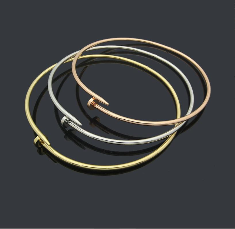 Pendant Necklaces Titanium steel jewelry wholesale women's smooth hard ring necklace classic nail-shaped diamond collar
Pendant Necklaces Titanium steel jewelry wholesale women's smooth hard ring necklace classic nail-shaped diamond collar
