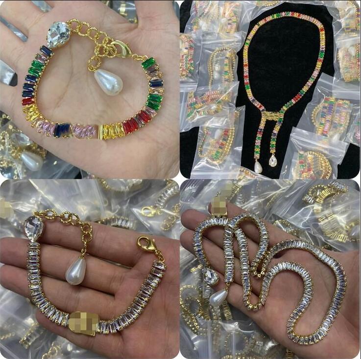 Luxury Designed crystal Necklaces D Leeter Colour Diamonds Pearl pendants women's Bracelet Brass 18K gold plated ladies Designer Jewelry HDS2 ---003, Such as picture color
Luxury Designed crystal Necklaces D Leeter Colour Diamonds Pearl pendants women's Bracelet Brass 18K gold plated ladies Designer Jewelry HDS2 ---003, Such as picture color