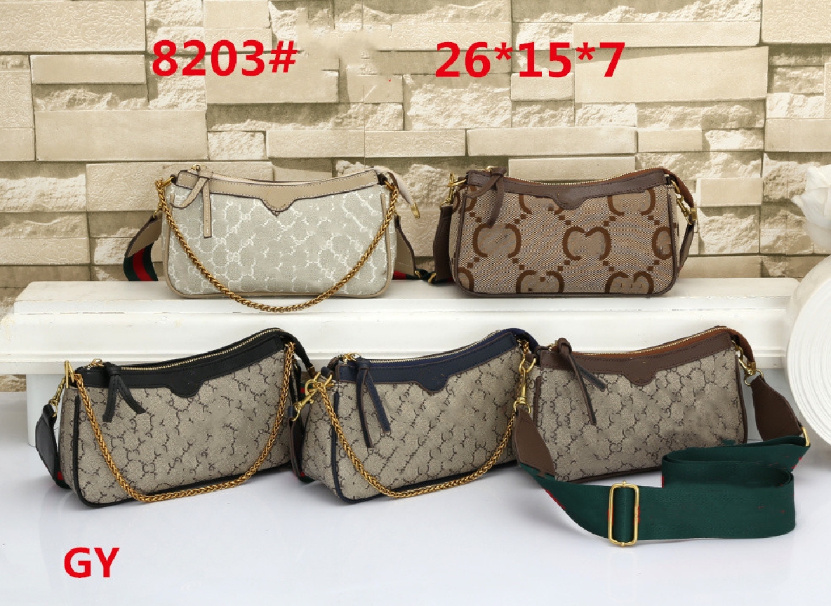 Designers Womens messenger bag Fashion luxurys bags men bag mens Shoulder Lady Totes purse handbags crossbody 8203# 26x15cm, #2
Designers Womens messenger bag Fashion luxurys bags men bag mens Shoulder Lady Totes purse handbags crossbody 8203# 26x15cm, #2