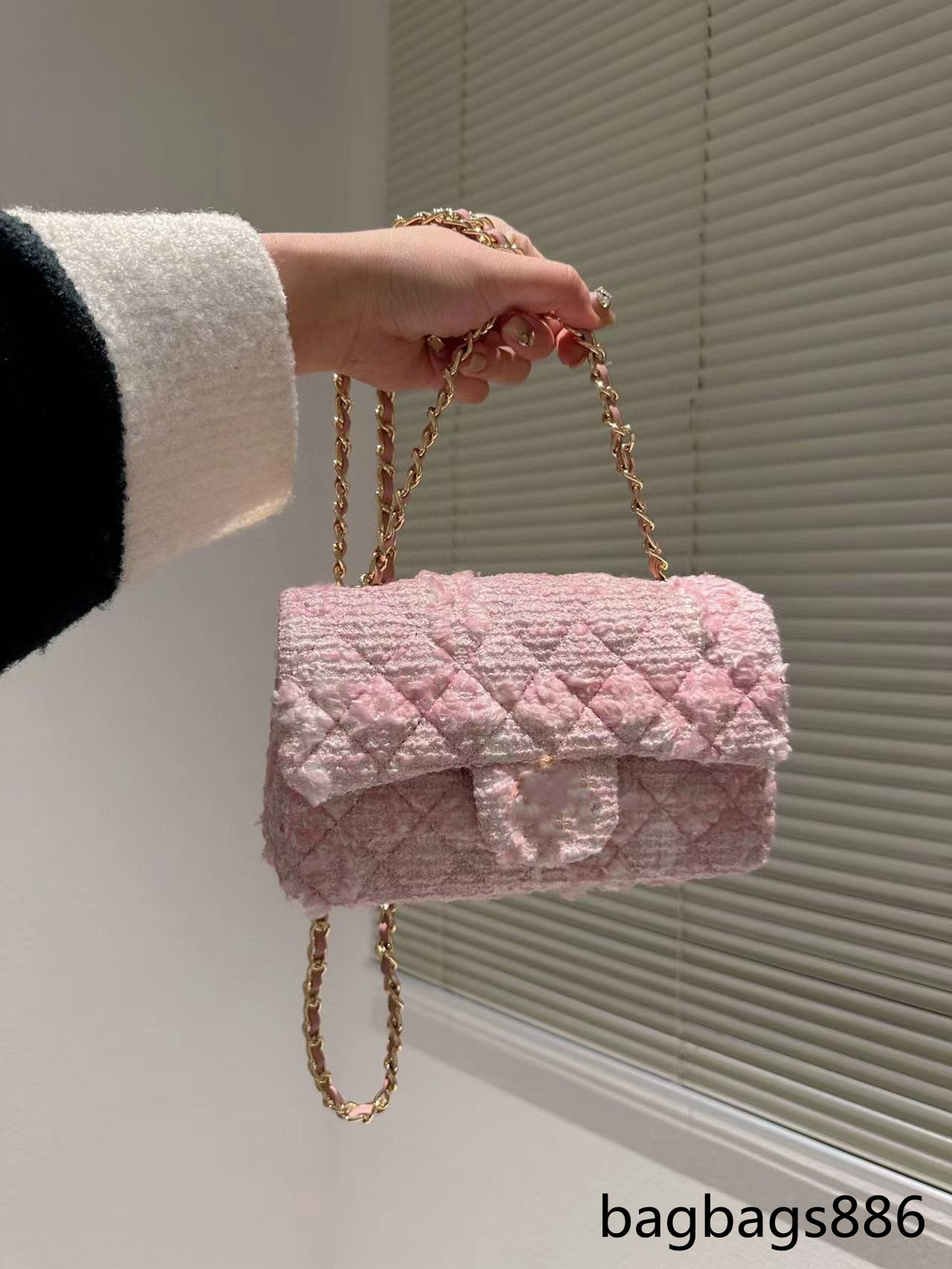 luxury qqbag designer crossbody bag shopping nylon hobo wallet tweed Matelasse chain fashion classic bags women handbag clutch soft shoulder bags female purse and, Black
luxury qqbag designer crossbody bag shopping nylon hobo wallet tweed Matelasse chain fashion classic bags women handbag clutch soft shoulder bags female purse and, Black