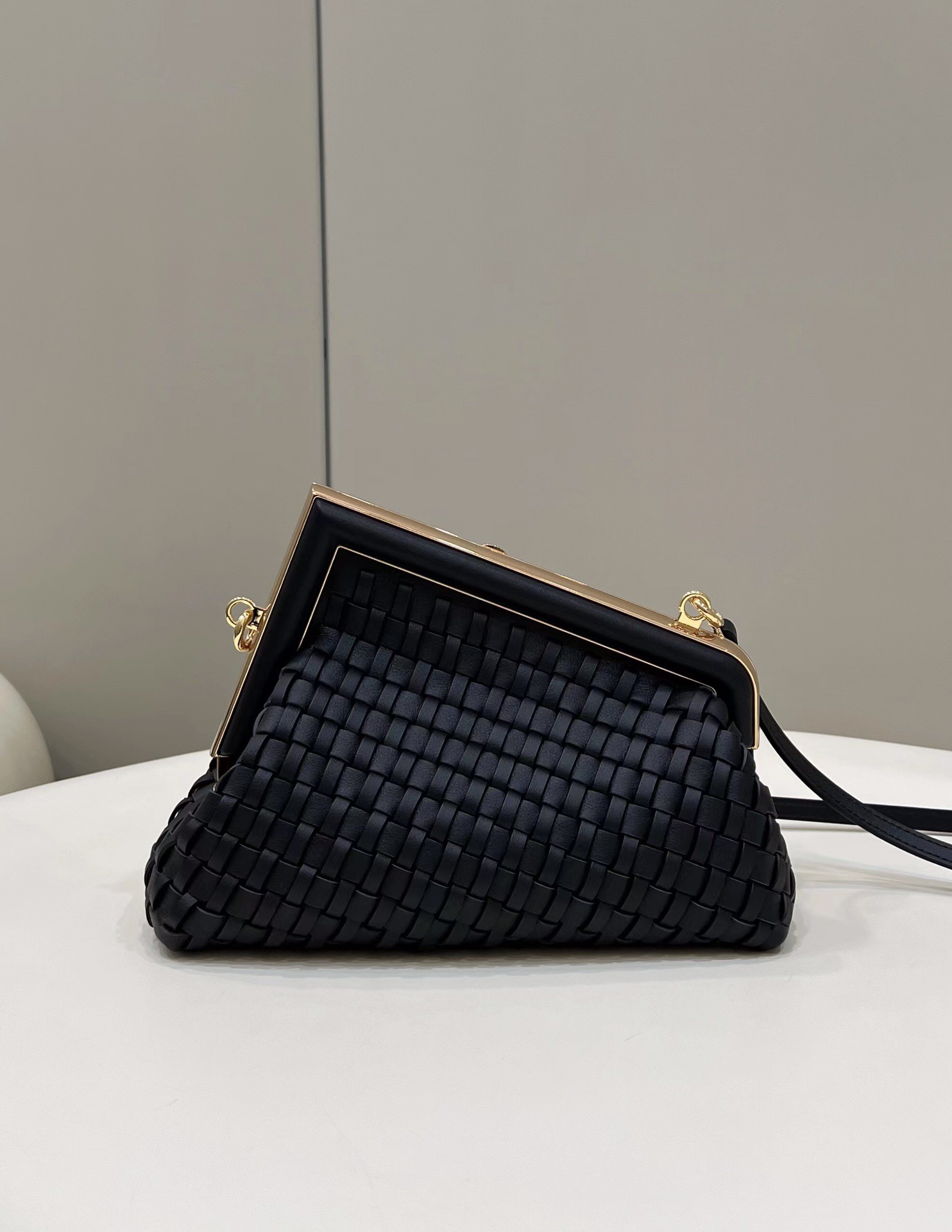 Top High 7A quality designer bags luxurys handbags Women bag fashion lady Cross body Genuine Leather bag Shoulder wallet gold enamel chain touch screen purse, 10
Top High 7A quality designer bags luxurys handbags Women bag fashion lady Cross body Genuine Leather bag Shoulder wallet gold enamel chain touch screen purse, 10