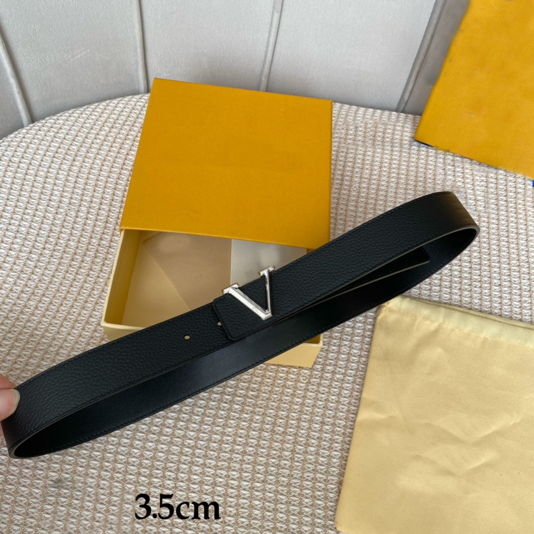 A fashion must Uniquely designed belt to complete your look