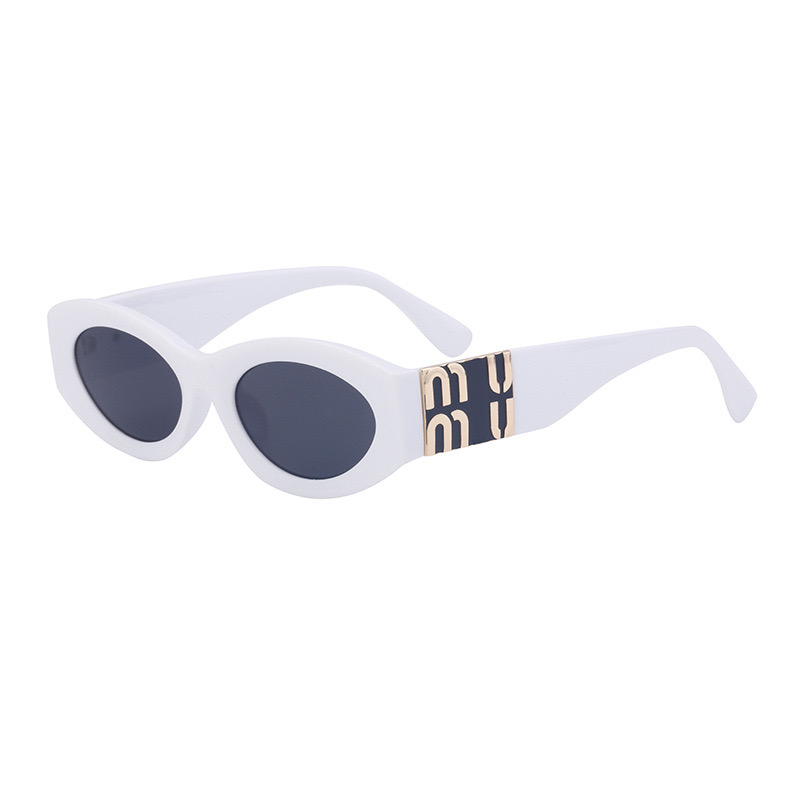 Designer new 23ss Sunglasses Fashion Vintage Men Women miu Glasses Goggle Beach Motion current mens hats
Designer new 23ss Sunglasses Fashion Vintage Men Women miu Glasses Goggle Beach Motion current mens hats
