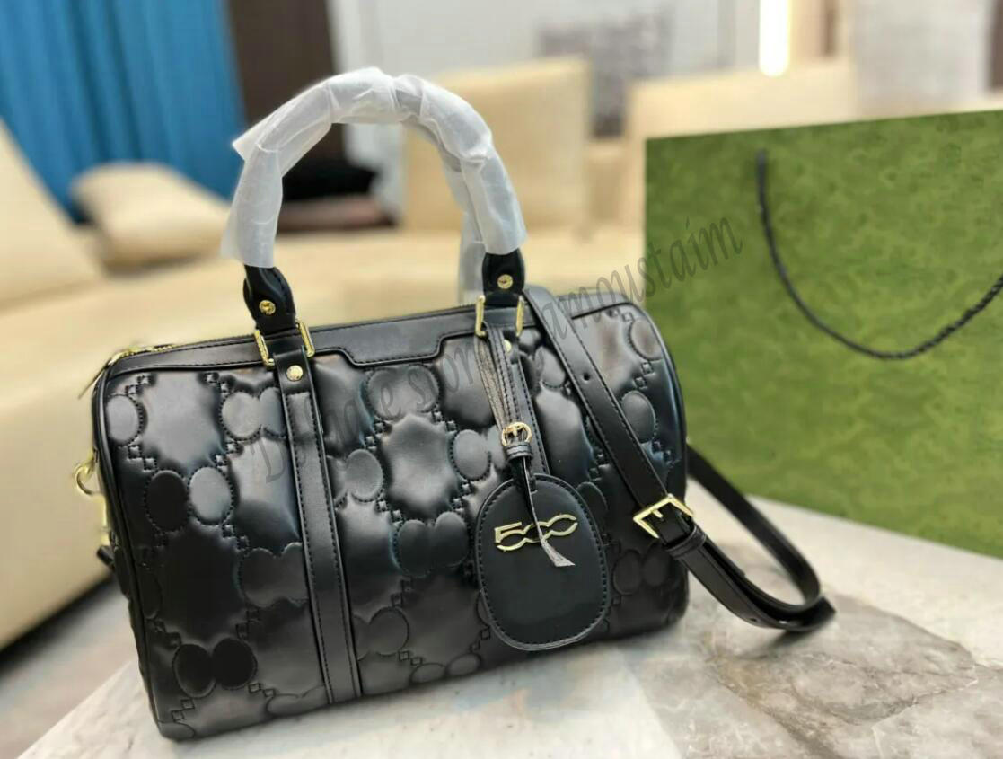 Luxury shopping bags Men women brand Totes handbag designer retro embroidery letter Boston pillow bags fashion diagonal one-shoulder 31cm travel, 01
Luxury shopping bags Men women brand Totes handbag designer retro embroidery letter Boston pillow bags fashion diagonal one-shoulder 31cm travel, 01