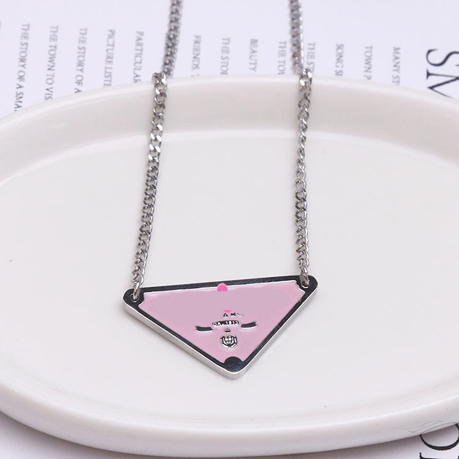 Never Fading 18K Gold Plated fashion jewelry Luxury Brand Designer Pendants Necklaces Stainless Steel Pendant Necklace Beads Chain Accessories Gifts
Never Fading 18K Gold Plated fashion jewelry Luxury Brand Designer Pendants Necklaces Stainless Steel Pendant Necklace Beads Chain Accessories Gifts