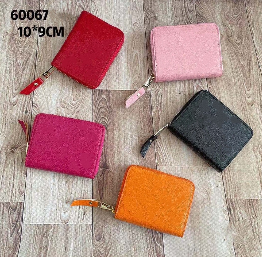Short long Red,Black,Pink Embossing Wallets credit card bags Damier leather holders famous classical women holder coin purse small Key Wallet 5A Quality Enough tock, Red short embossed
Short long Red,Black,Pink Embossing Wallets credit card bags Damier leather holders famous classical women holder coin purse small Key Wallet 5A Quality Enough tock, Red short embossed
