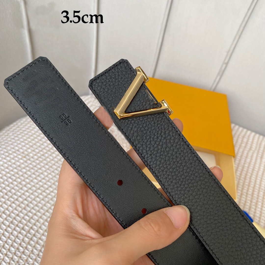 A fashion must Uniquely designed belt to complete your look