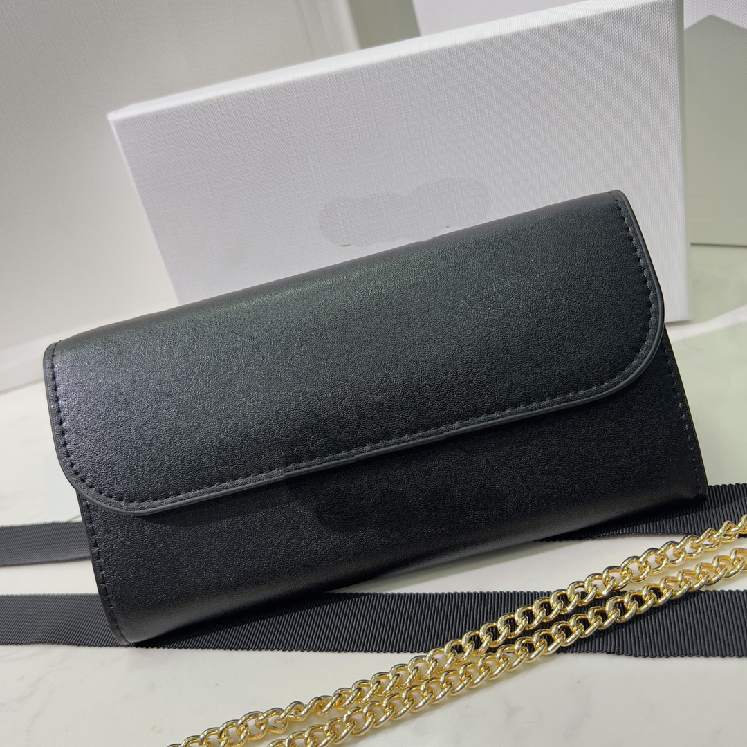 2023 Designer Women's Chain Bag Purse Messenger Handbag Shoulder high-quality Crossbody bag, White
2023 Designer Women's Chain Bag Purse Messenger Handbag Shoulder high-quality Crossbody bag, White