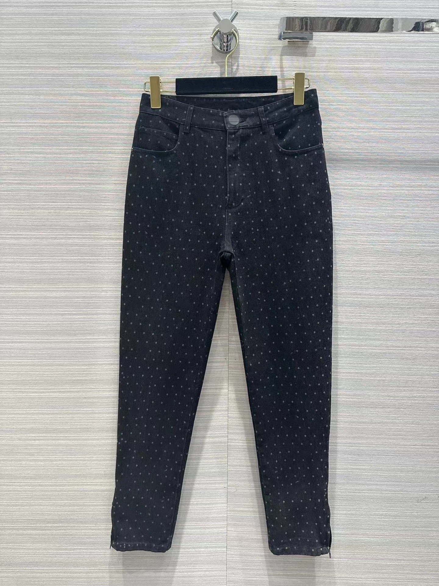 Milan Runway Jeans 2023 Spring Summer Print Fashion Designer Pencil Pants Brand Same Style Luxury Women' Clothing 0305-8, Blue
Milan Runway Jeans 2023 Spring Summer Print Fashion Designer Pencil Pants Brand Same Style Luxury Women' Clothing 0305-8, Blue