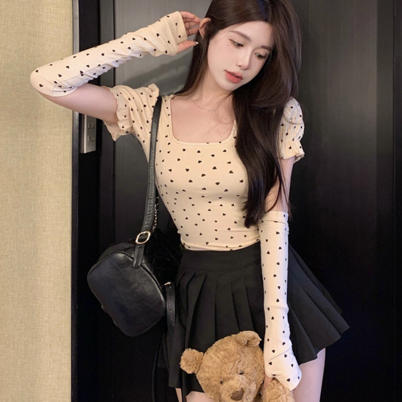 Womens T Shirt Square Neck Heart shaped Printed Puff Sleeve T shirt Women Summer Sweet Pit Cloth Slim fitting Crop Tops with Sleeves 230306