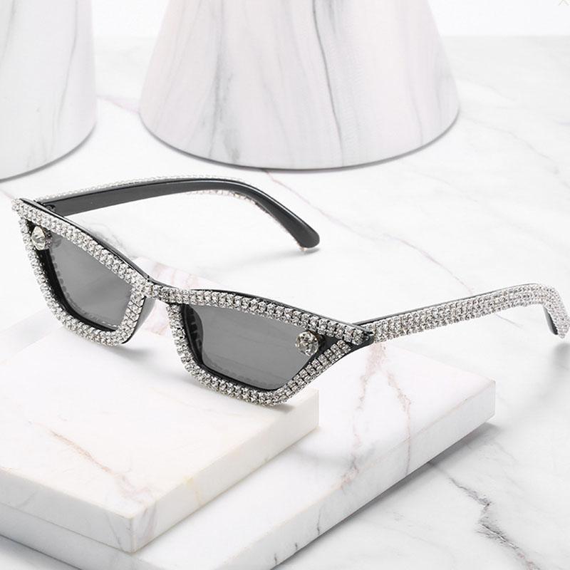 Sunglasses Fashion Vintage Diamond Cat Eye Steampunk Women Small Frame Luxury Crystal Sun Glasses Colorful Rhinestone Shades
Sunglasses Fashion Vintage Diamond Cat Eye Steampunk Women Small Frame Luxury Crystal Sun Glasses Colorful Rhinestone Shades