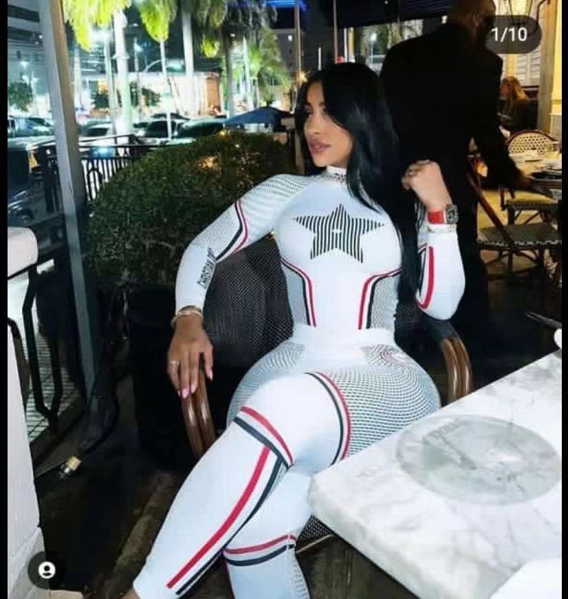 Women s Two Piece Pants Tsxt African Style Women Solid Gold Velvet Cut Hole Embroidery Drilling 2 pieces O neck Full Sleeve Long Pant Suit 230303, White dd
Women s Two Piece Pants Tsxt African Style Women Solid Gold Velvet Cut Hole Embroidery Drilling 2 pieces O neck Full Sleeve Long Pant Suit 230303, White dd